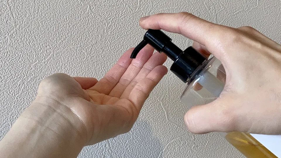 クレンジングオイル